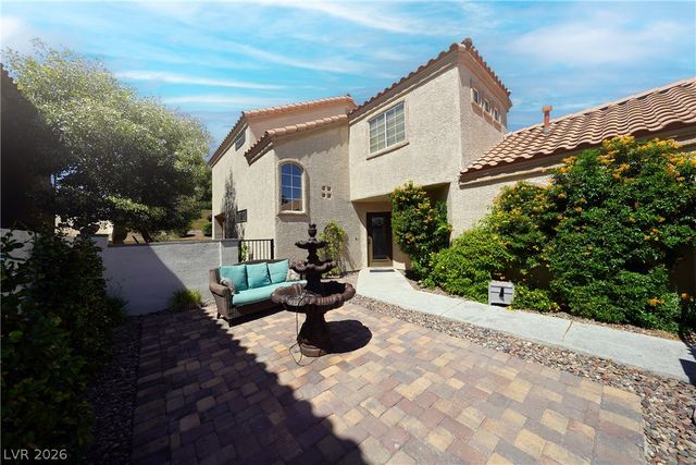 9213 Vosburgh Drive, Las Vegas, NV 89117