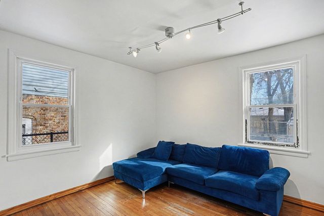 18009 Commercial Avenue, Lansing, IL 60438