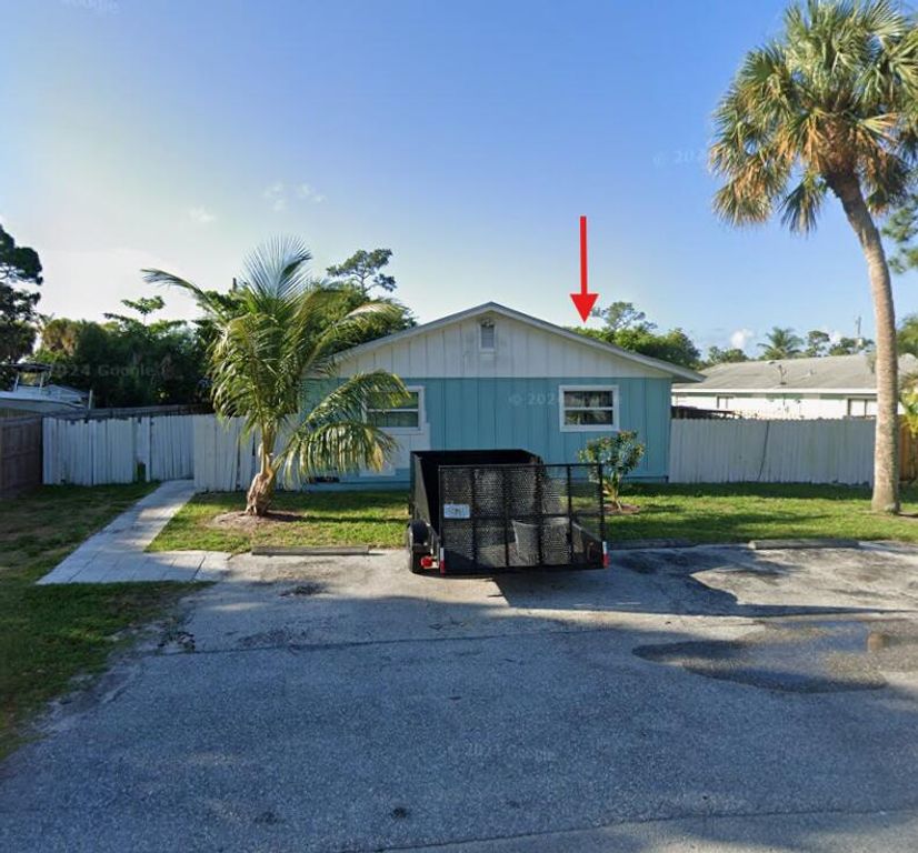 2658 SE Amherst Street, Stuart, FL 34997