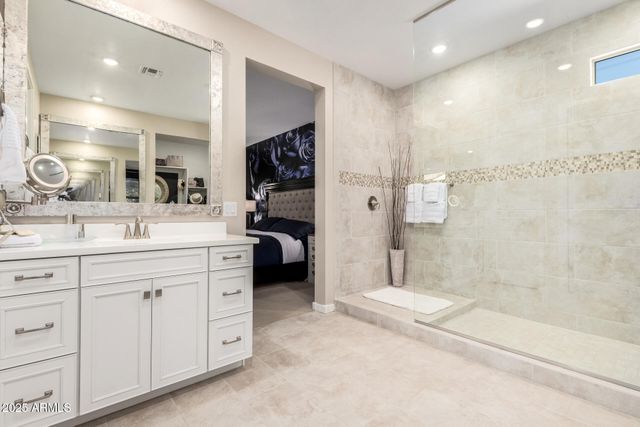 18333 W GOLDEN Court, Waddell, AZ 85355