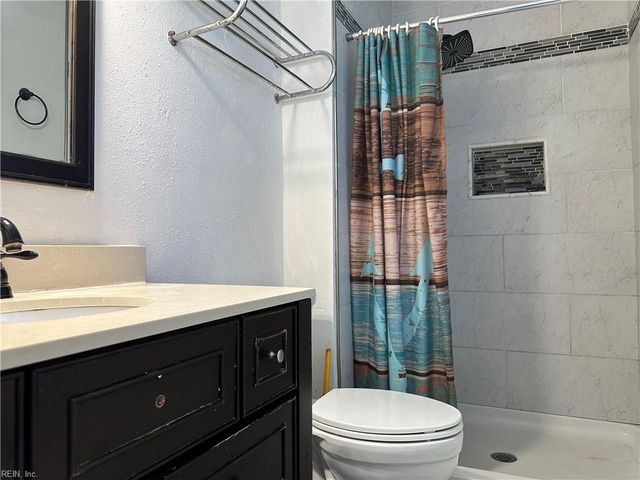 5113 Sammy ST, Virginia Beach, VA 23455
