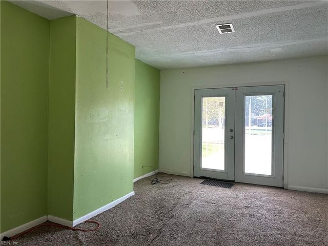 5113 Sammy ST, Virginia Beach, VA 23455