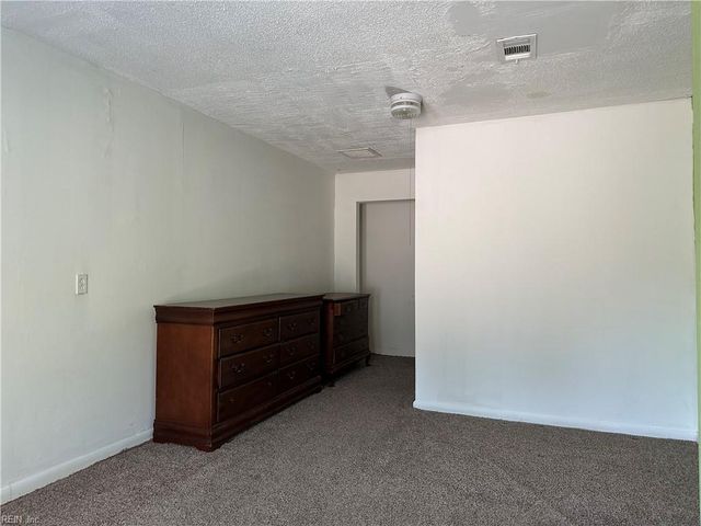 5113 Sammy ST, Virginia Beach, VA 23455