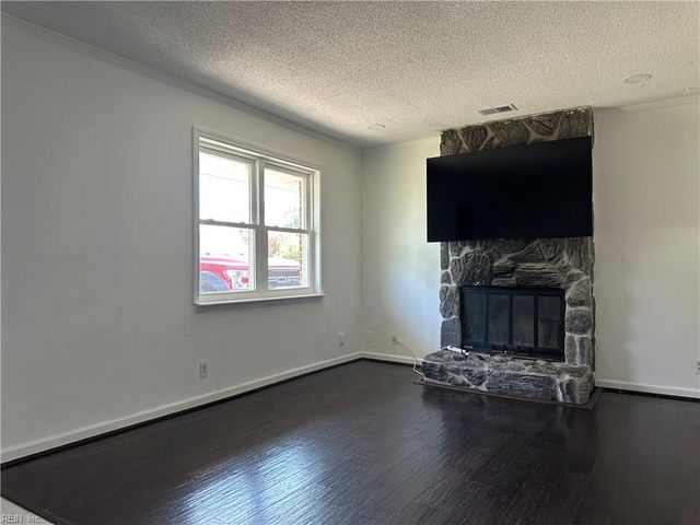 5113 Sammy ST, Virginia Beach, VA 23455