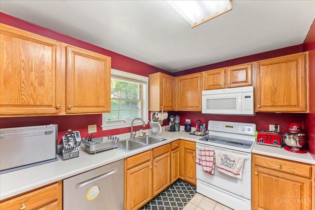5640 Windridge Drive, Green Twp, OH 45248