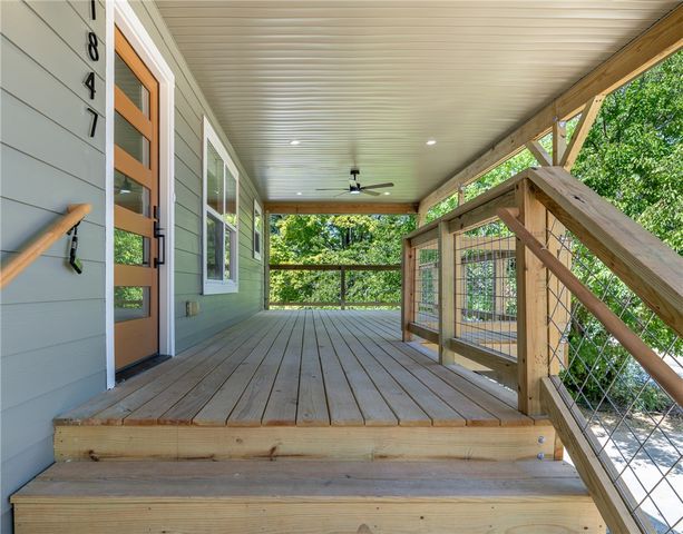 1847 N Woodland Avenue, Fayetteville, AR 72703