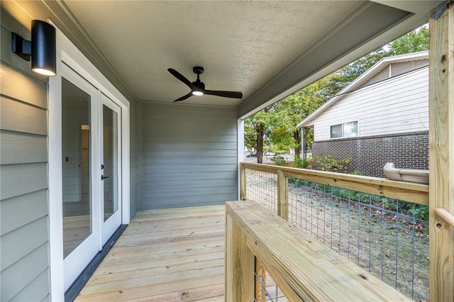 1847 N Woodland Avenue, Fayetteville, AR 72703