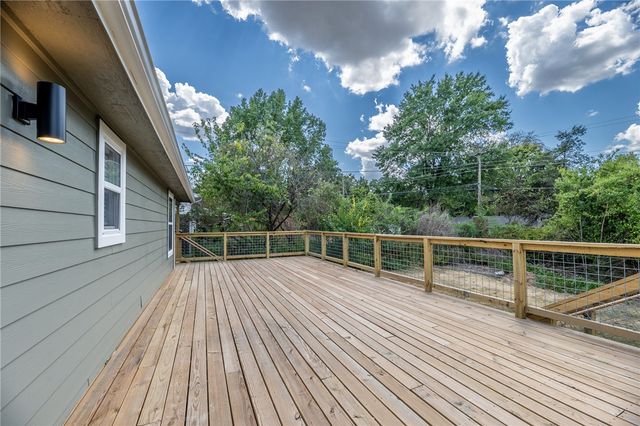 1847 N Woodland Avenue, Fayetteville, AR 72703