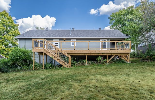 1847 N Woodland Avenue, Fayetteville, AR 72703