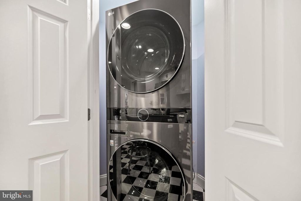 1107 QUEEN ST, Alexandria, VA 22314