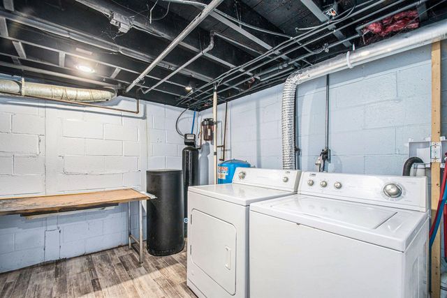 225 Holton Road, La Porte, IN 46350