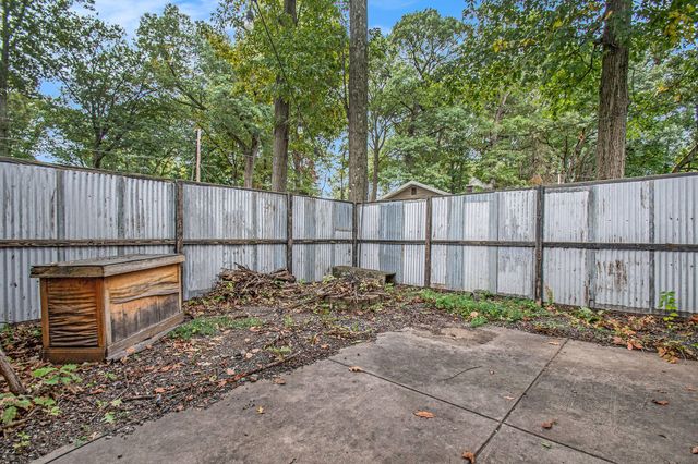 225 Holton Road, La Porte, IN 46350