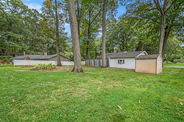 225 Holton Road, La Porte, IN 46350