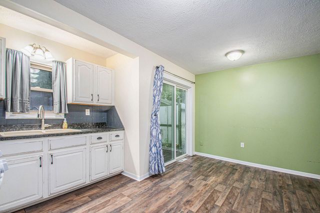 225 Holton Road, La Porte, IN 46350