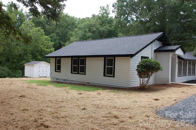 24674 Saint Martin Road, Albemarle, NC 28001