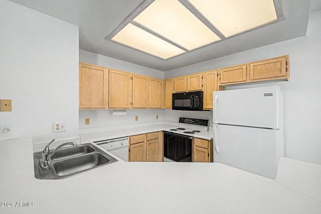 1017 E MARYLAND Avenue 118, Phoenix, AZ 85014