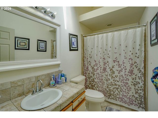 3910 Ne 109TH Ave, Vancouver, WA 98682