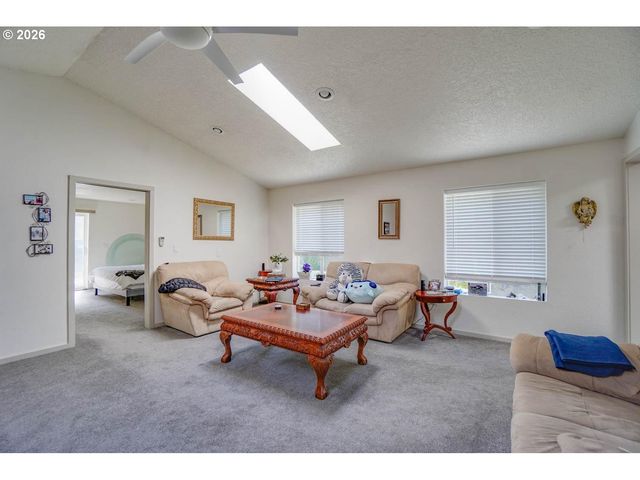 3910 Ne 109TH Ave, Vancouver, WA 98682