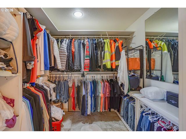 3910 Ne 109TH Ave, Vancouver, WA 98682