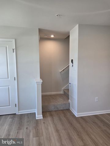 3704 SOPHIA LN, Brookhaven, PA 19015