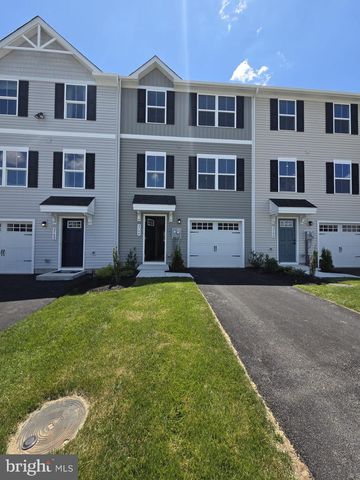 3704 SOPHIA LN, Brookhaven, PA 19015