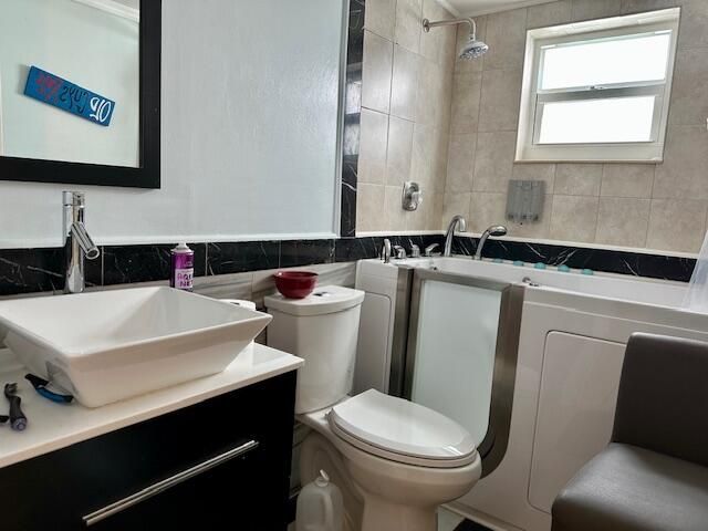 769 Burgundy Q, Delray Beach, FL 33484