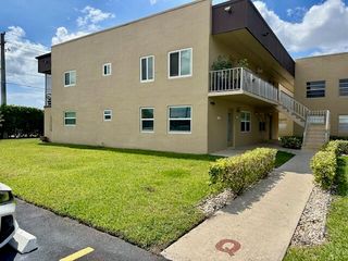 769 Burgundy Q, Delray Beach, FL 33484