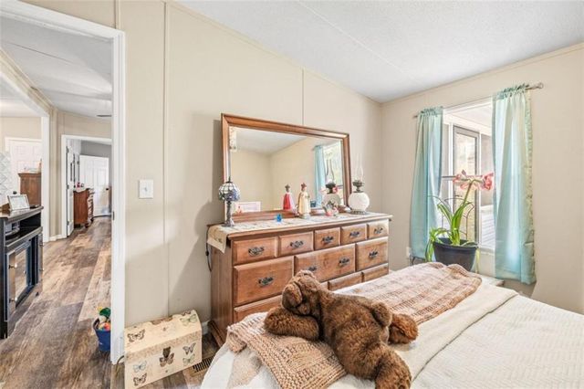 65 Tobacco Pouch Creek Road, Dahlonega, GA 30533