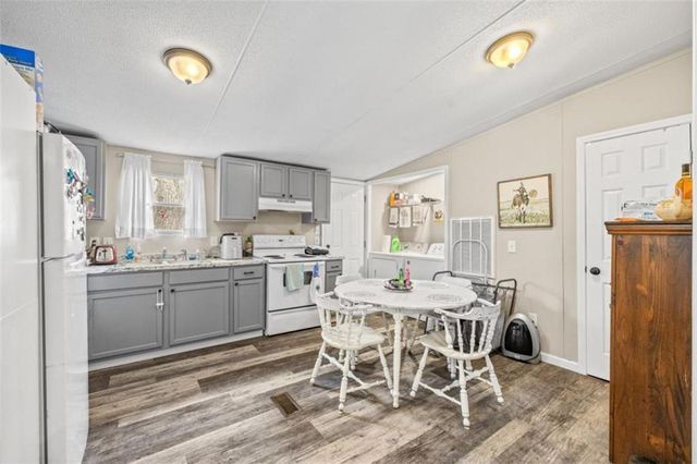 65 Tobacco Pouch Creek Road, Dahlonega, GA 30533