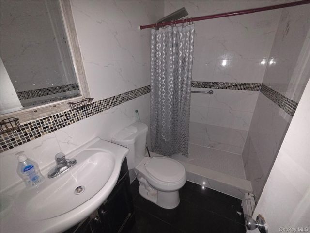 91-32 116th Street, Richmond Hill North, NY 11418