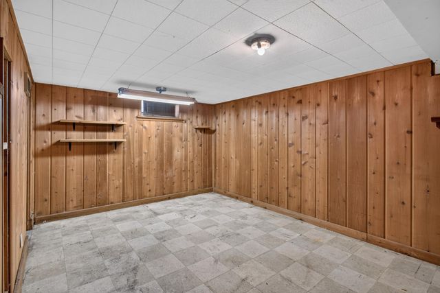 7340 Knollwood Drive, Mounds View, MN 55112