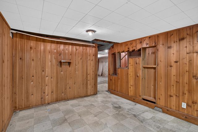 7340 Knollwood Drive, Mounds View, MN 55112