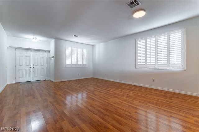 6564 Fieldmouse Avenue, Las Vegas, NV 89142