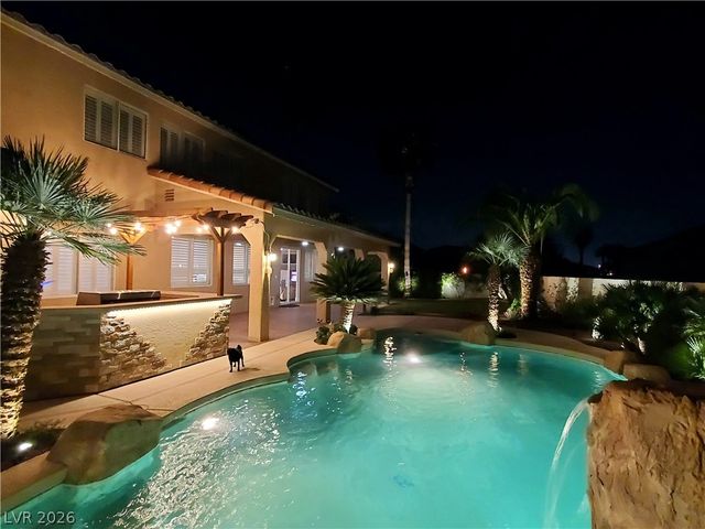 6564 Fieldmouse Avenue, Las Vegas, NV 89142