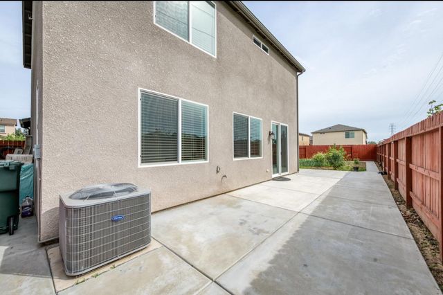 4183 N Reed Avenue, Fresno, CA 93723