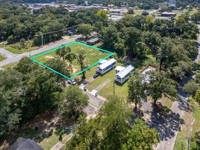 3 Lots N 11Th Street, LOTS 715-716-717, Defuniak Springs, FL 32433