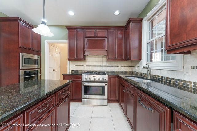 2004 Timberview Drive, Okemos, MI 48864