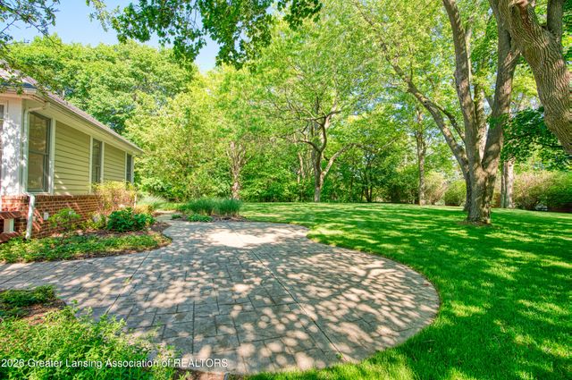 2004 Timberview Drive, Okemos, MI 48864
