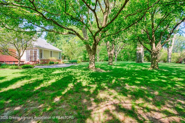 2004 Timberview Drive, Okemos, MI 48864