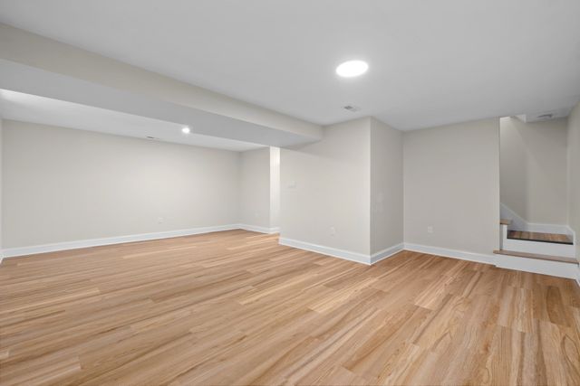 11 Timrod Dr, Worcester, MA 01603