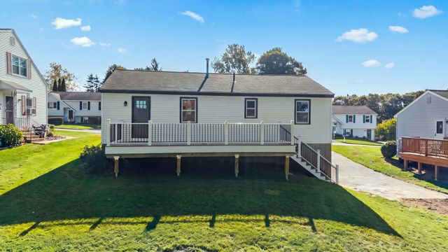 11 Timrod Dr, Worcester, MA 01603