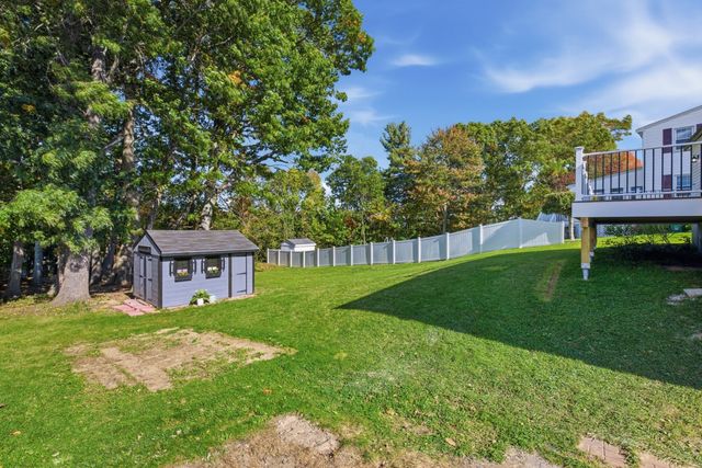 11 Timrod Dr, Worcester, MA 01603