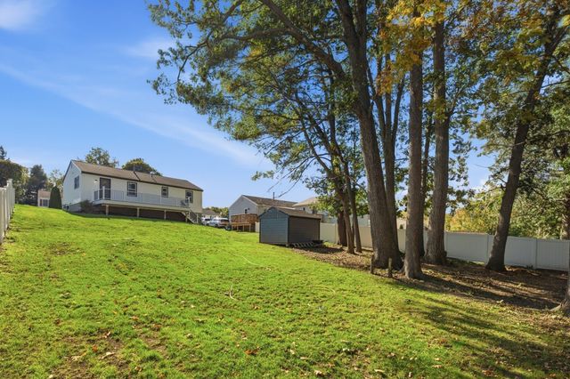 11 Timrod Dr, Worcester, MA 01603