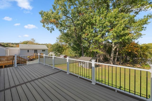 11 Timrod Dr, Worcester, MA 01603