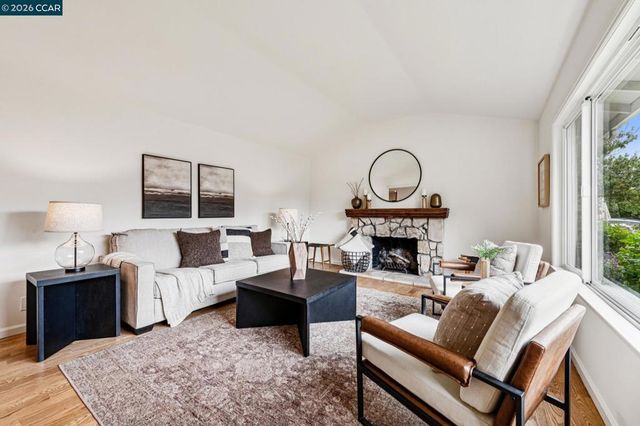 1544 Saint Helena Drive, Danville, CA 94526