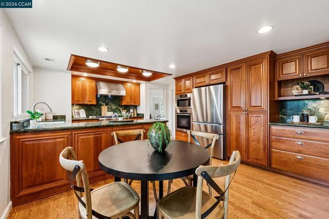 1544 Saint Helena Drive, Danville, CA 94526