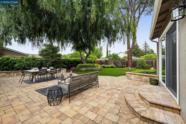 1544 Saint Helena Drive, Danville, CA 94526