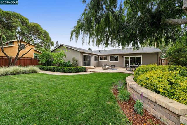 1544 Saint Helena Drive, Danville, CA 94526