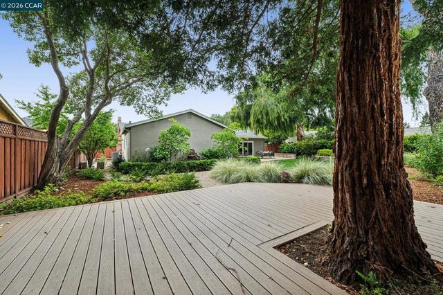 1544 Saint Helena Drive, Danville, CA 94526