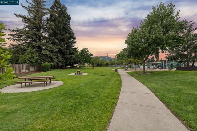 1544 Saint Helena Drive, Danville, CA 94526